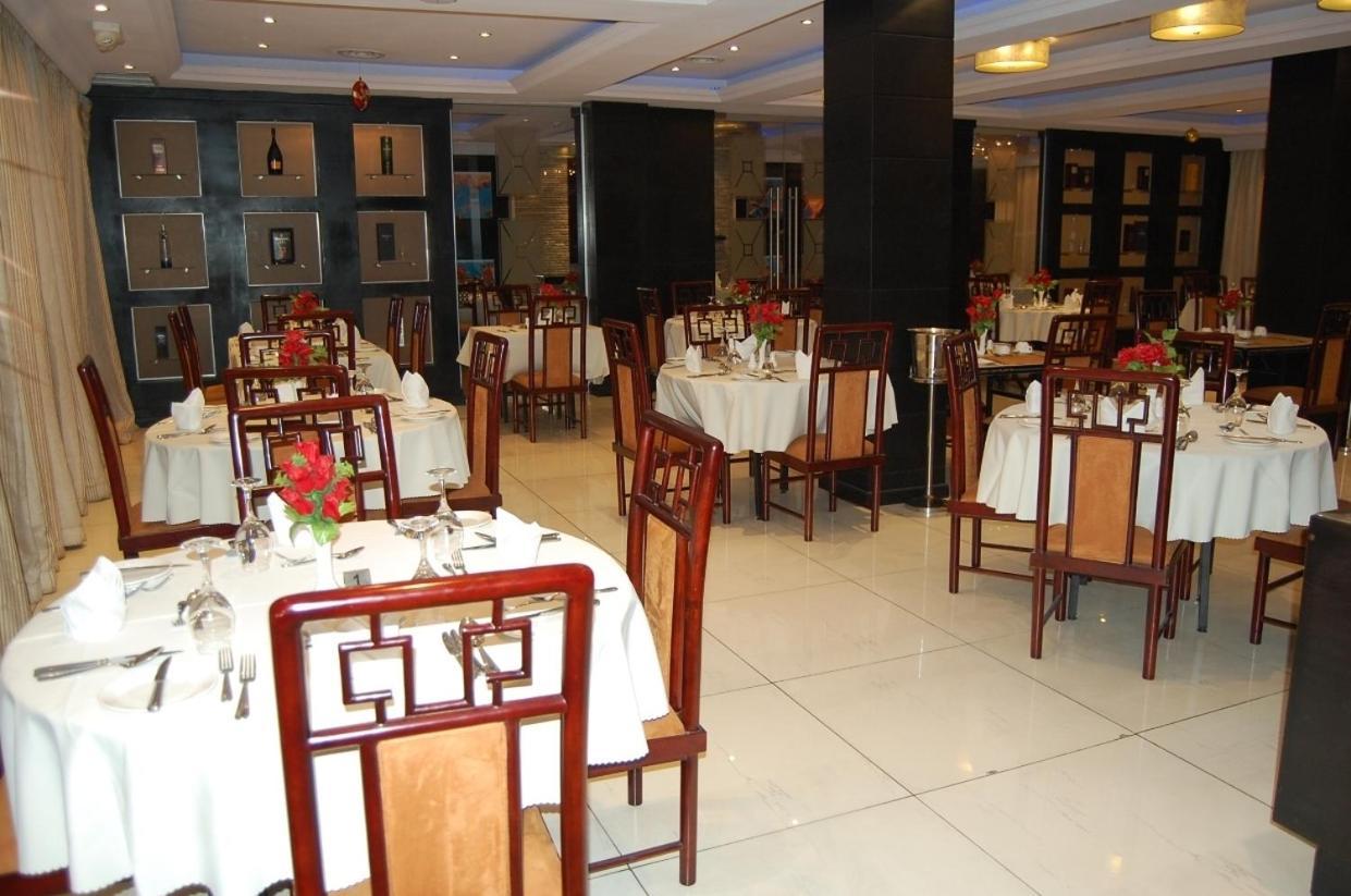 Owu Crown Hotel איבאדן מראה חיצוני תמונה