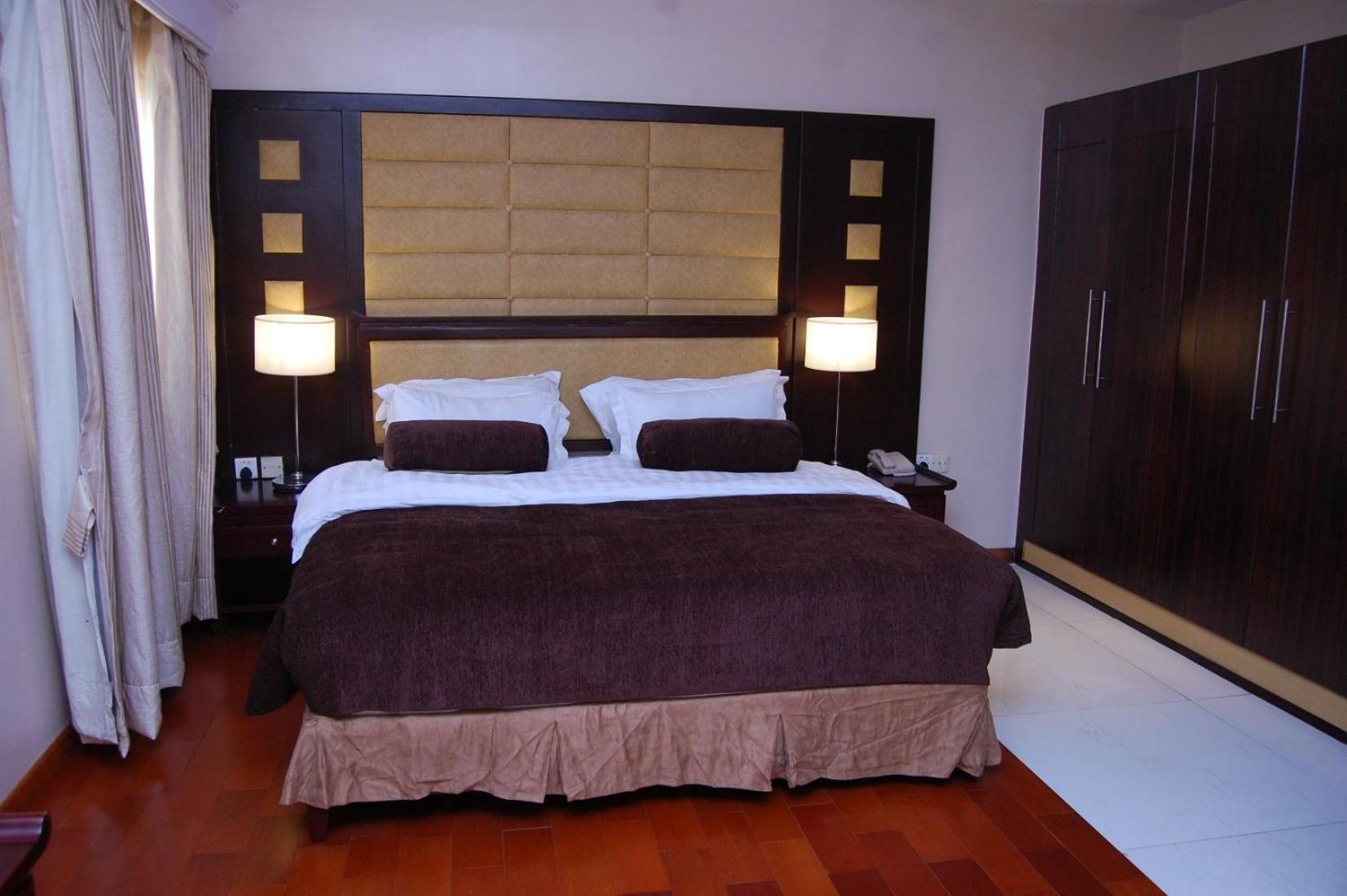 Owu Crown Hotel איבאדן חדר תמונה